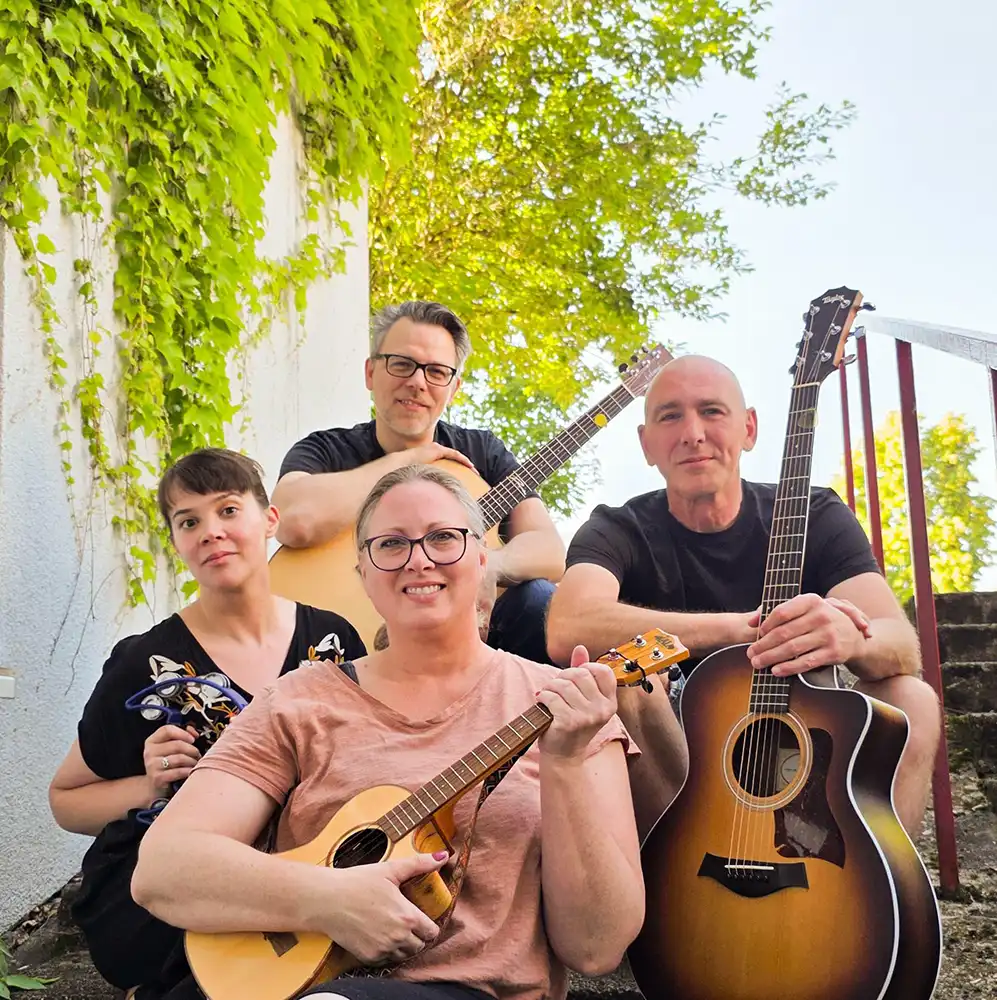 René Tuschinski, Udo Eisenbarth, Bring Me Roses